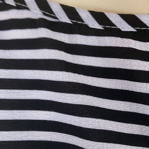 ANTHROPOLOGY THML scallop back top black striped crisp short sleeve multi Small - Picture 6 of 13